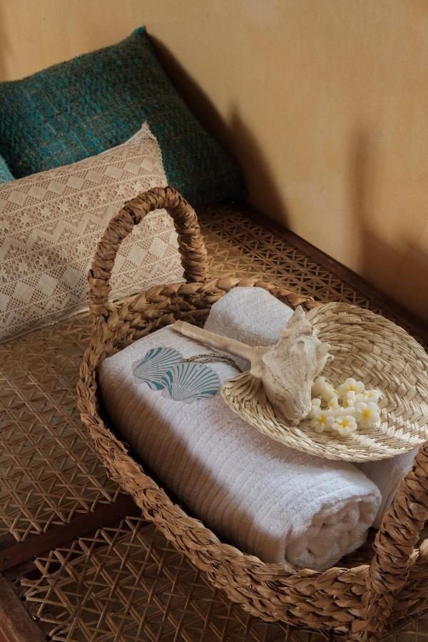 Luna Laguna Bed & Breakfast *